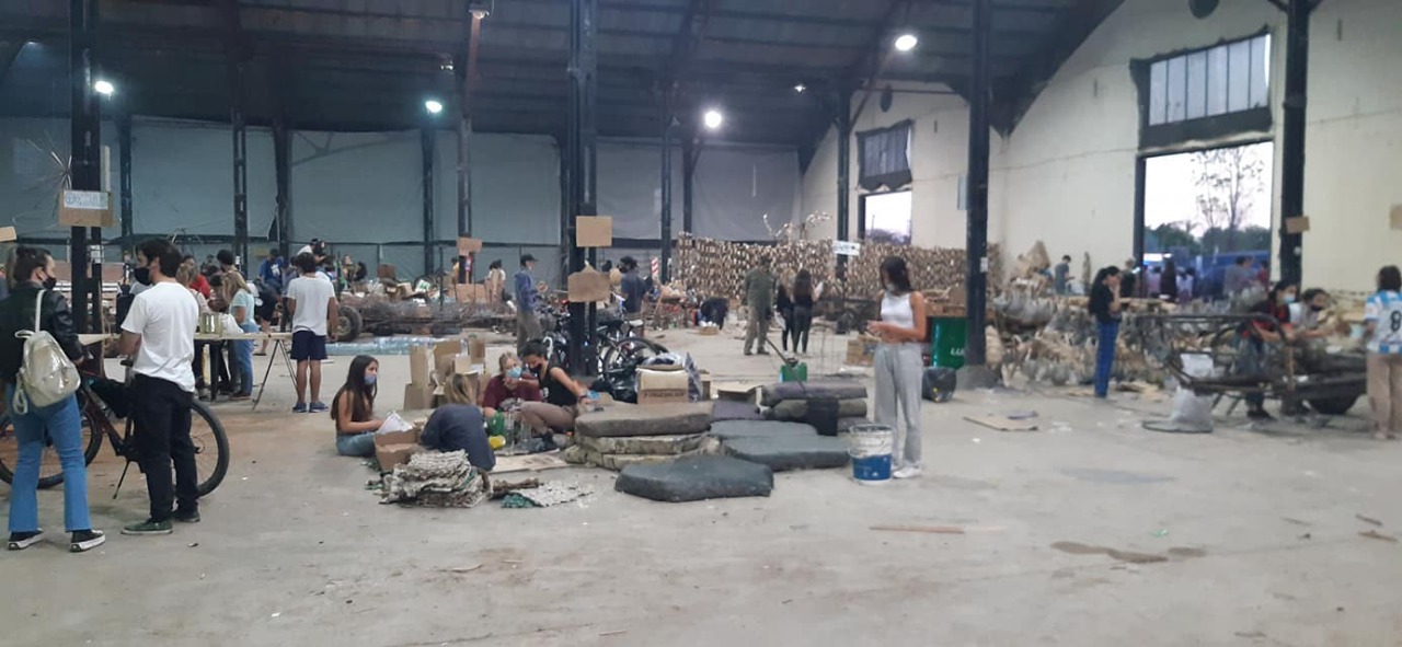 Imagen de noticia Comenzó la construcción de las 22 carrozas que desfilarán en octubre en Gualeguaychú