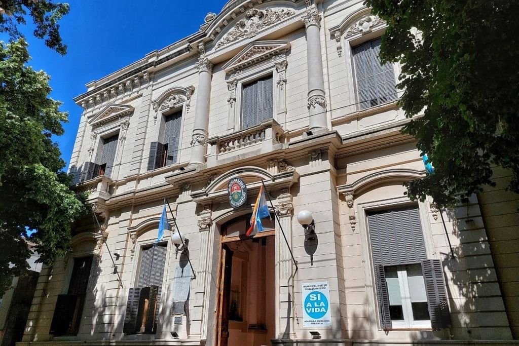 Imagen de noticia Una mujer policía se lesionó el pie con un disparo de su propia arma reglamentaria