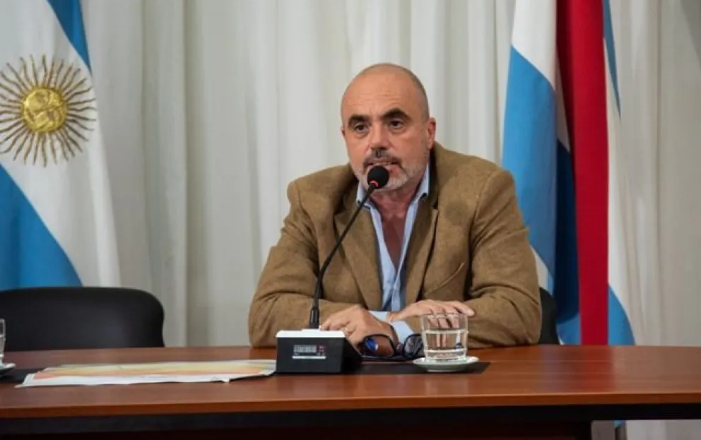 Imagen de noticia Los gremios le entregaron un petitorio contra la reforma previsional al titular de la Caja de Jubilaciones