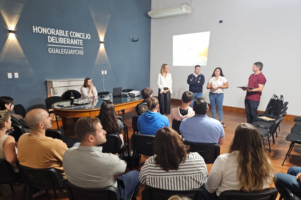 Juventud  Se entregaron los premios del concurso de cortos “Hablemos de Salud Mental”