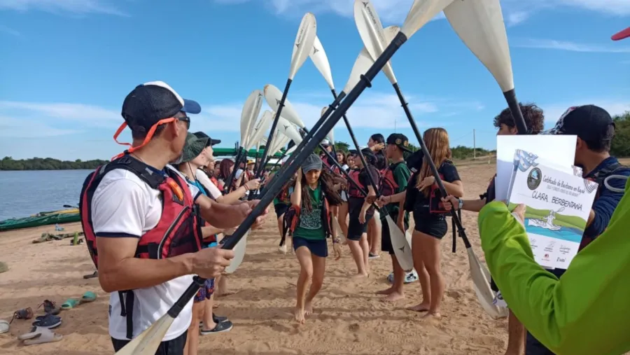 Estudiantes de Concepción del Uruguay participaron del programa Kayak para escuelas
