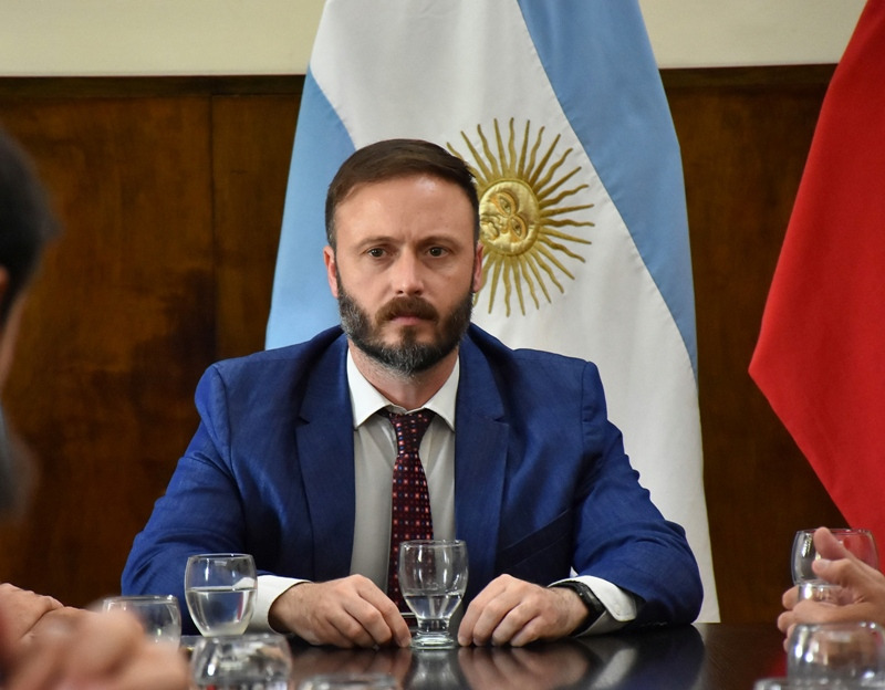 El PJ de Entre Ríos cuestionó la gestión de Azcué por despidos en la Municipalidad de Concordia