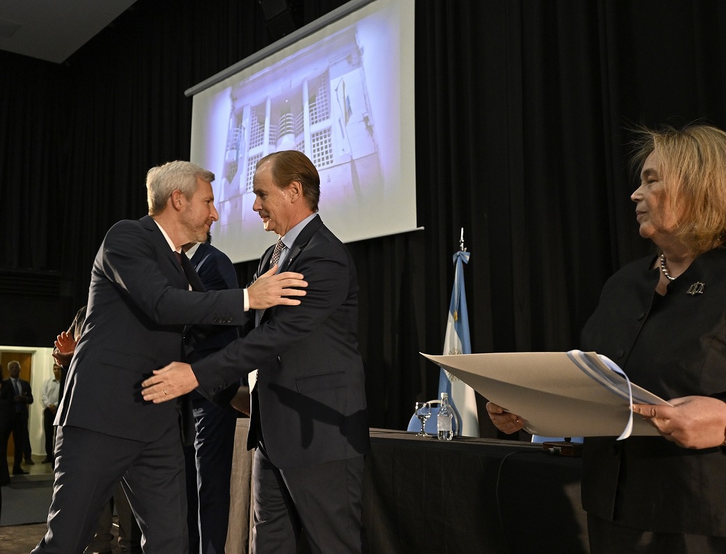 Imagen de noticia Frigerio convocó a Bordet 