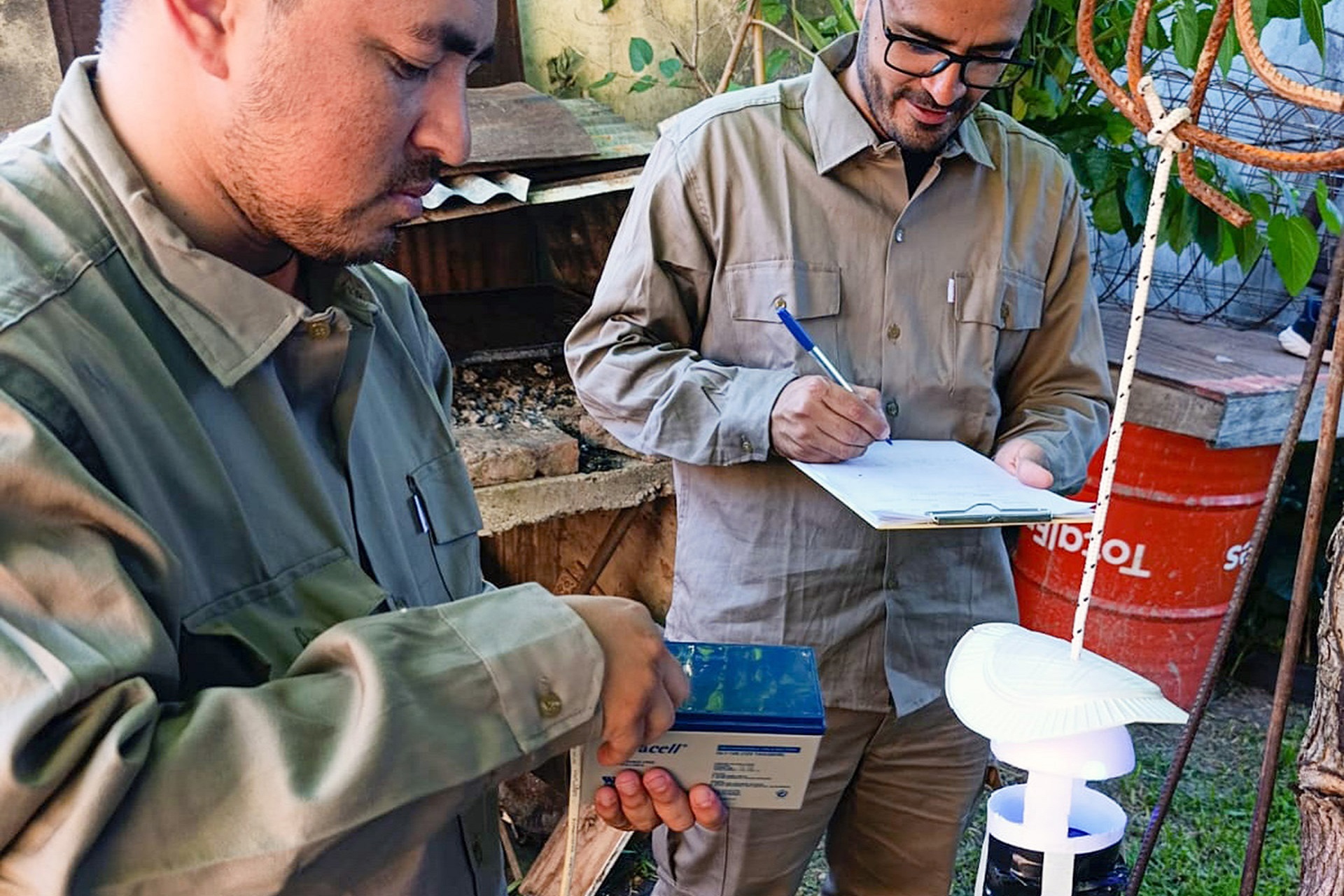 Imagen de noticia Se desarrolló en el norte entrerriano el monitoreo de flebótomos transmisores de la leishmaniasis visceral