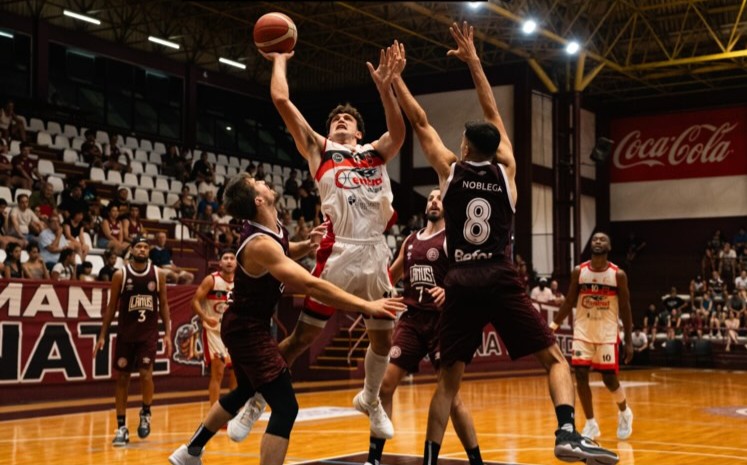 Imagen de noticia Central Entrerriano lo dio vuelta en el final, venció a Lanús y sigue firme como escolta
