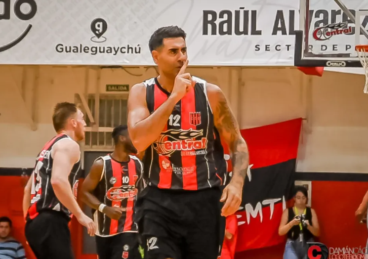 Imagen de noticia Central prolongó su racha ganadora y quedó a un triunfo de la cima