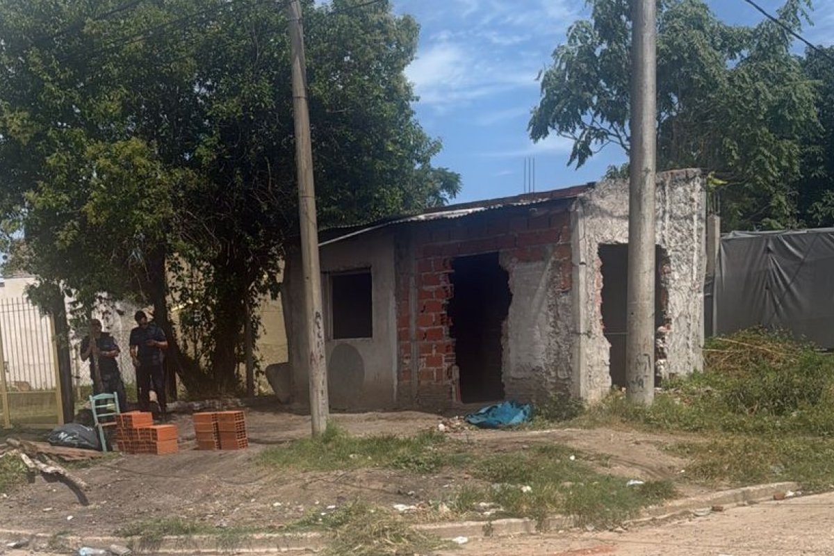Imagen de noticia El Municipio demolió una construcción irregular y proyecta una plaza en barrio Yapeyú