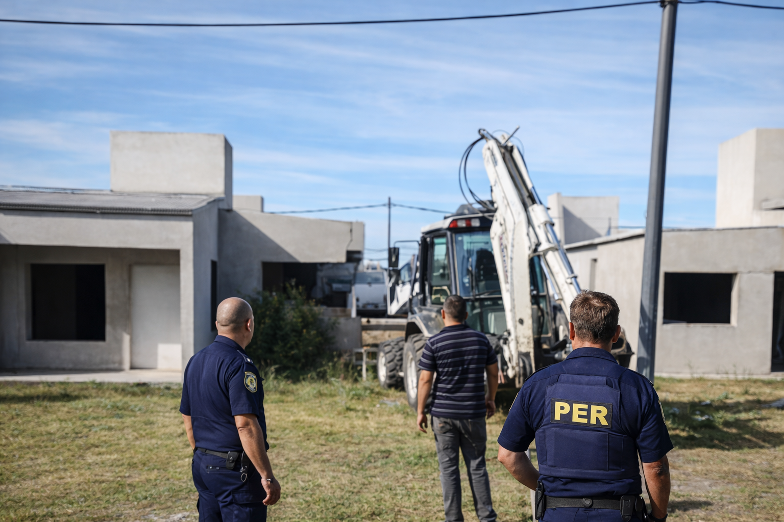Imagen de noticia Tras la ocupación de viviendas en obra, comenzaron demoliciones y se registraron momentos de tensión