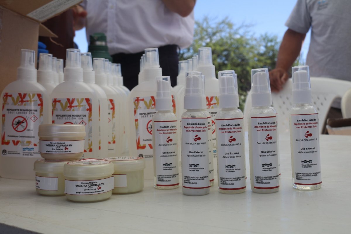 Imagen de noticia La UNER entregó preparados farmacéuticos en una jornada sanitaria en Los Espinillos