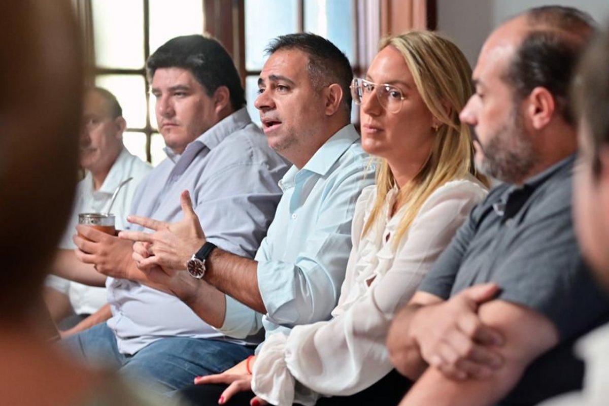 Imagen de noticia Davico exigió a sus funcionarios “redoblar esfuerzos” para seguir dando respuestas a los vecinos