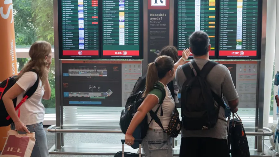 Imagen de noticia En enero viajaron 163.200 argentinos menos fuera del país que un año atrás