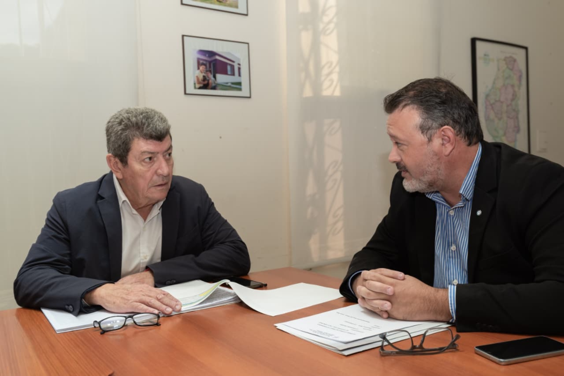 Imagen de noticia La provincia cooperará con el Municipio de Ibicuy en la finalización de viviendas