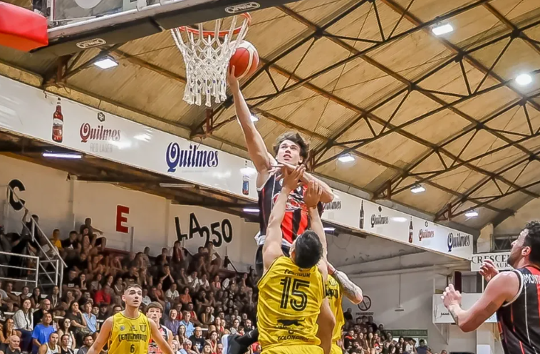 Central Entrerriano ganó en el Bértora y sigue en la punta de la Conferencia Sur