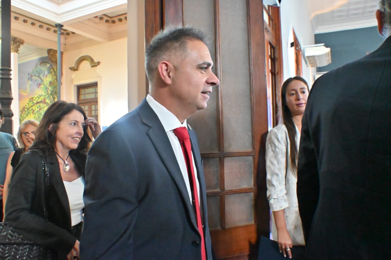 Imagen de noticia Davico habló por primera vez sobre la denuncia penal contra Garro por la adjudicación de obras a una cooperativa