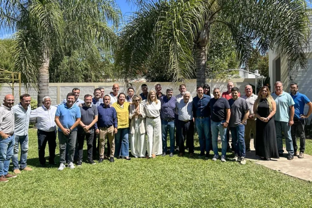 Imagen de noticia La liga de intendentes del PJ se reunió en Maciá y definió nuevas autoridades