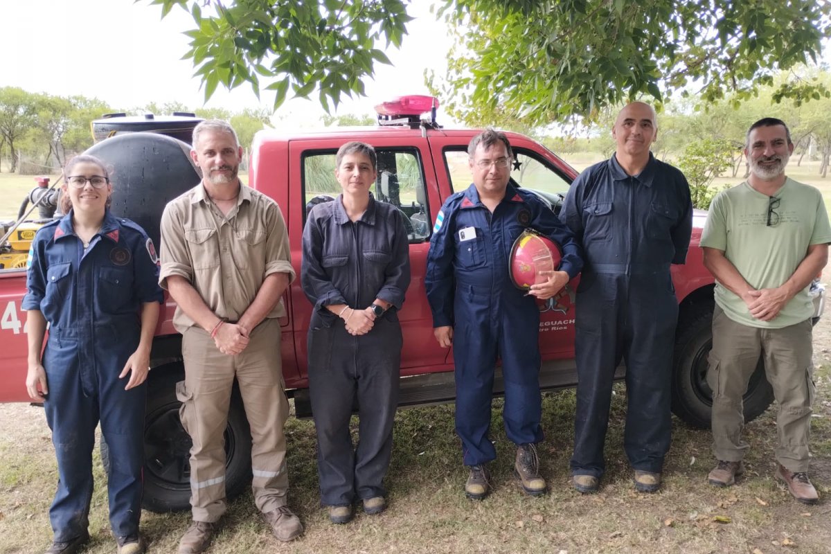 Imagen de noticia Bomberos y la Subsecretaría de Ambiente refuerzan la prevención de incendios en la Reserva Las Piedras