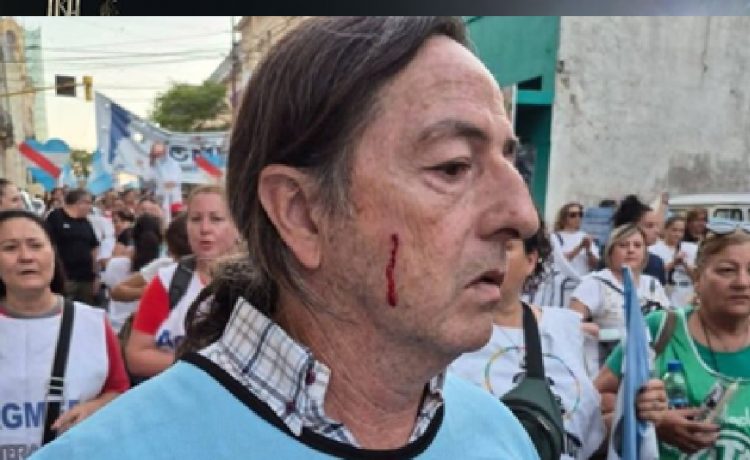 Imagen de noticia Denuncian agresiones a docentes durante una marcha en Paraná y piden investigar el hecho