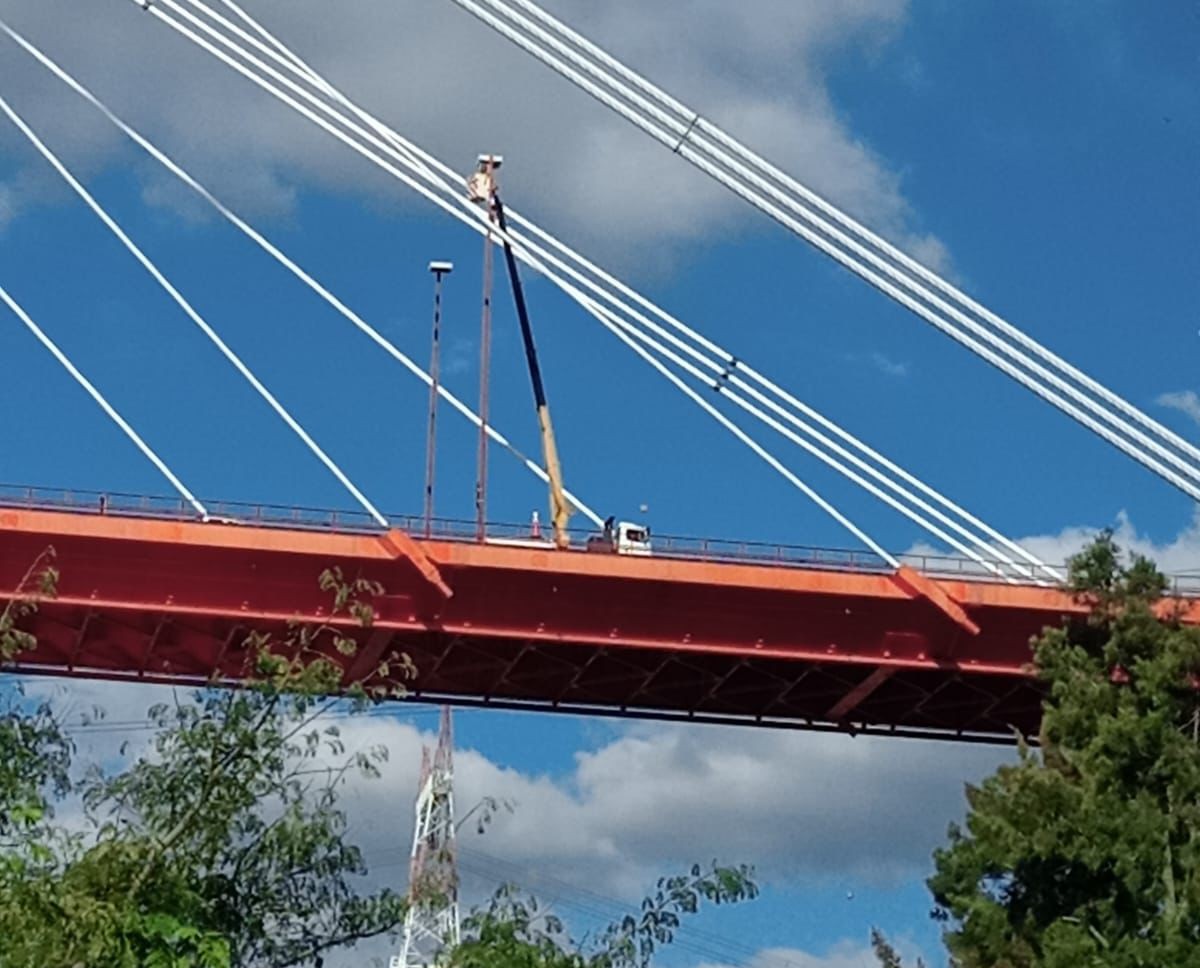 Imagen de noticia Realizan mejoras en el sistema de iluminación del complejo Zárate–Brazo Largo