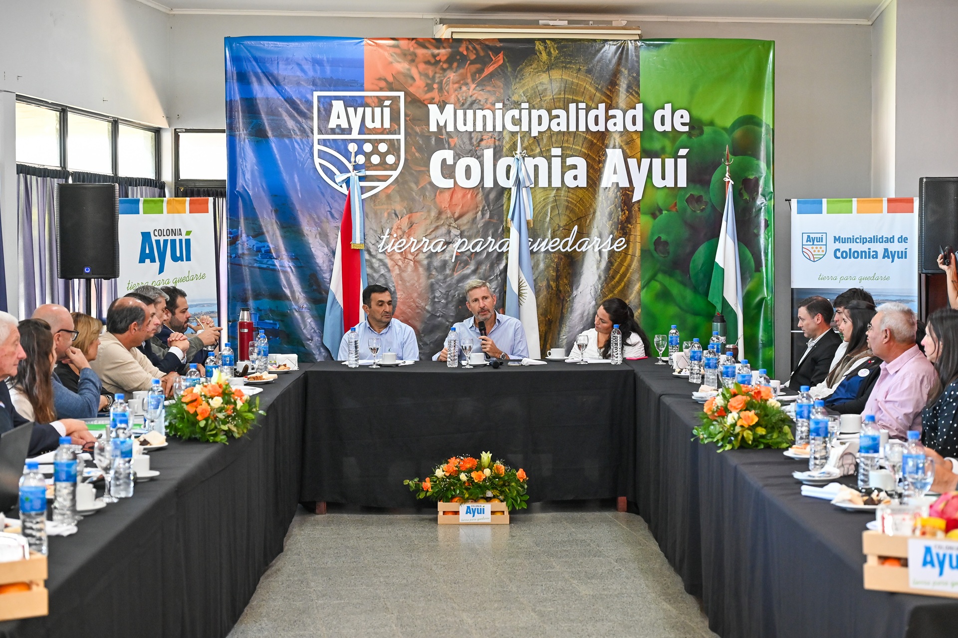 Imagen de noticia Frigerio instó a seguir trabajando en sintonía provincia y municipios para lograr cambios que lleguen a la gente