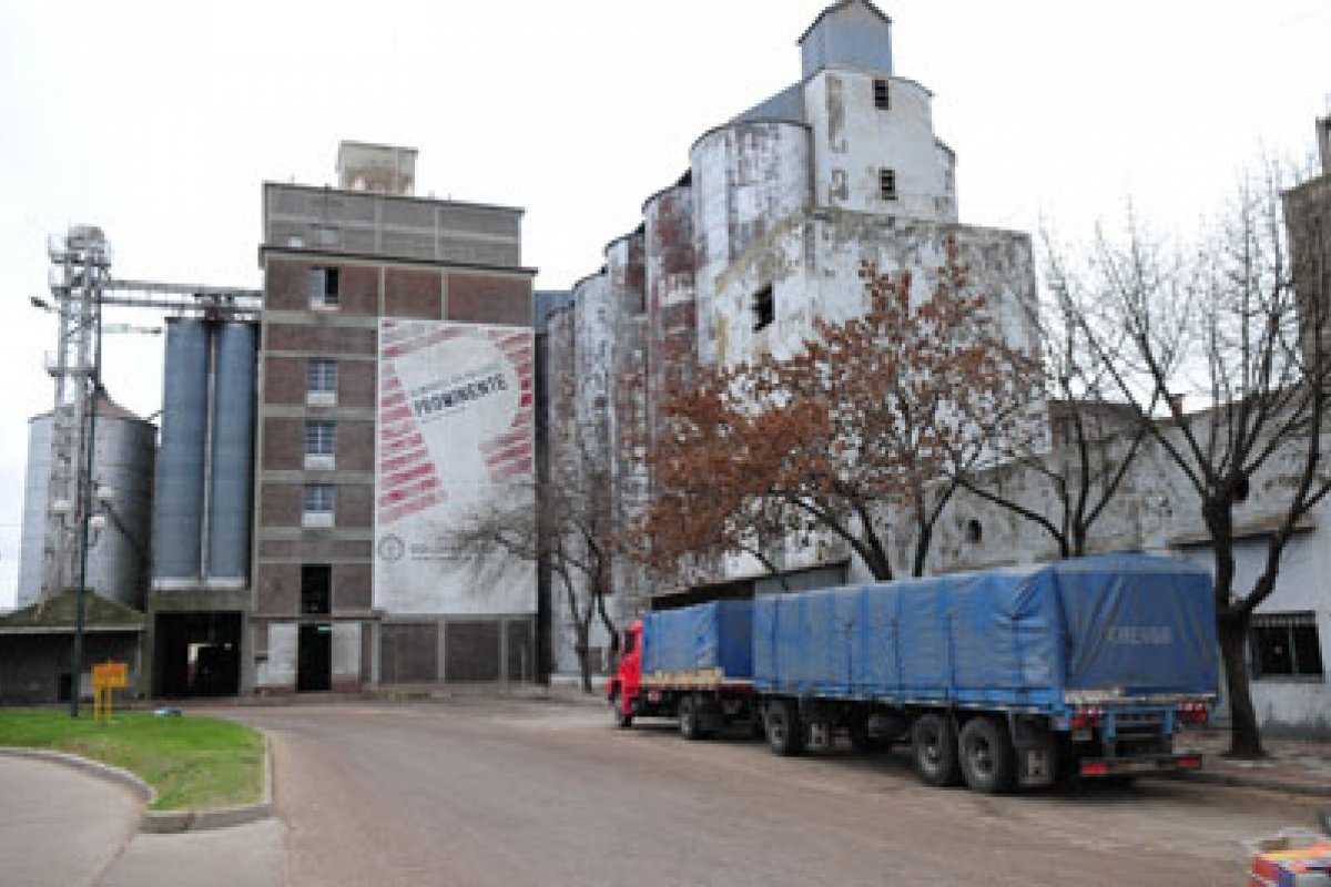Imagen de noticia Avanzan trabajos de puesta en valor en el antiguo Molino frente al corsódromo