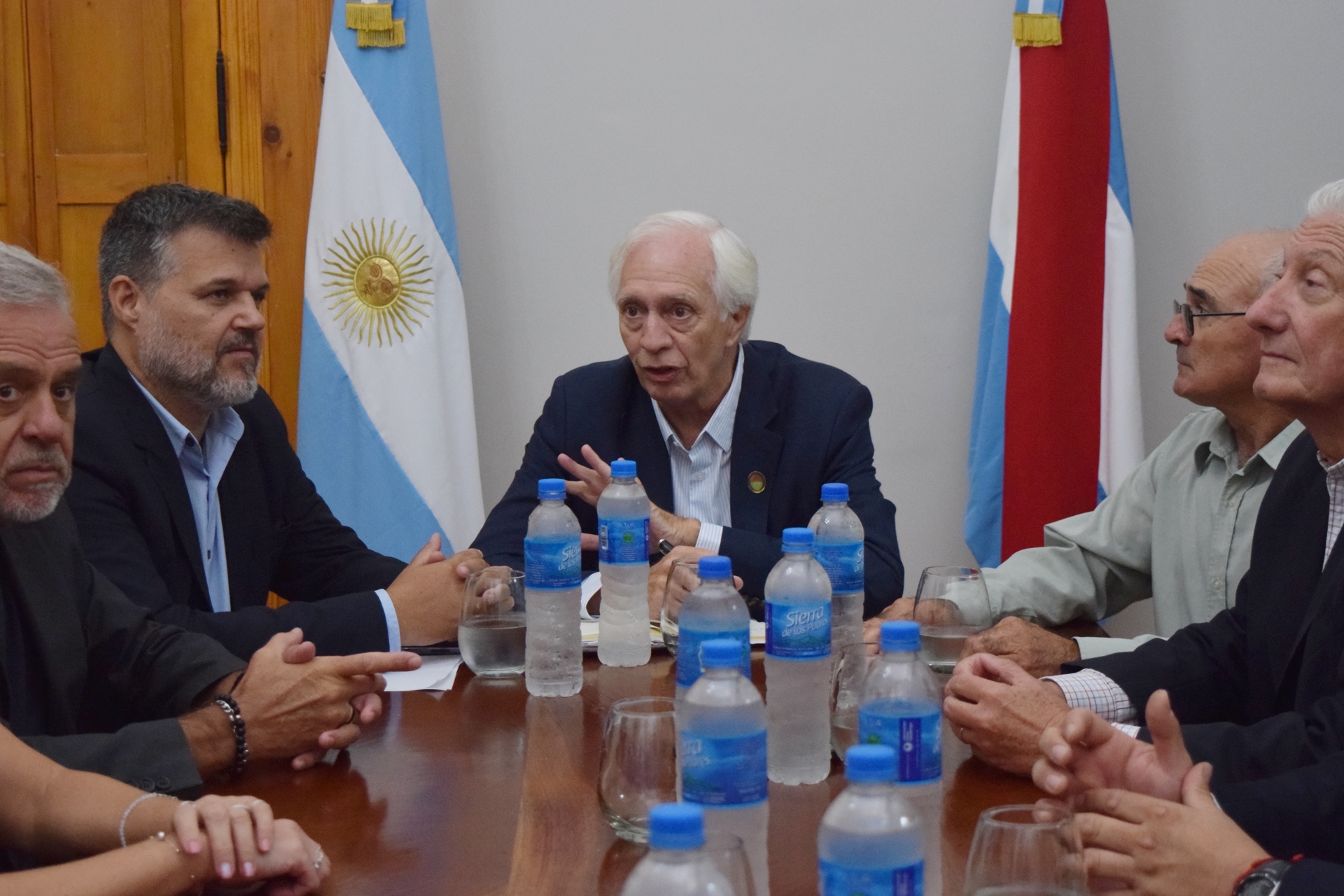 Autoridades de la provincia y dirigentes del campo abordaron el aumento del impuesto inmobiliario rural