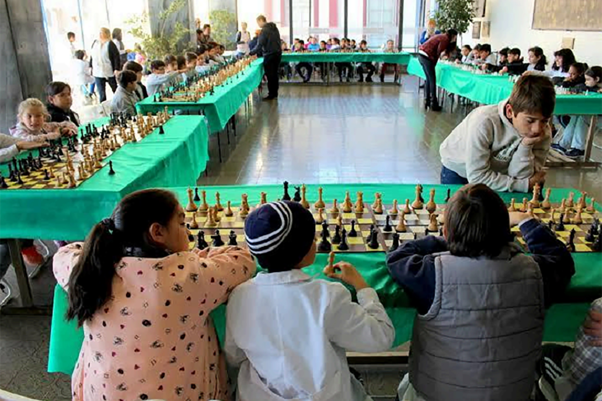 El CGE invita a las escuelas a sumarse a los talleres de ajedrez educativo