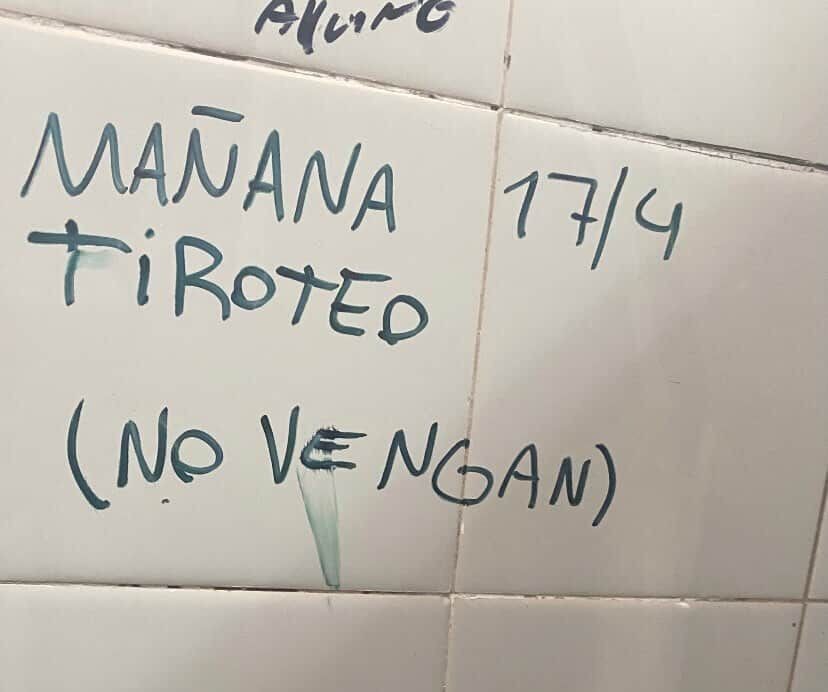 Imagen de noticia "Mañana tiroteo, no vengan": la amenaza en las paredes de dos instituciones educativas de Gualeguaychú