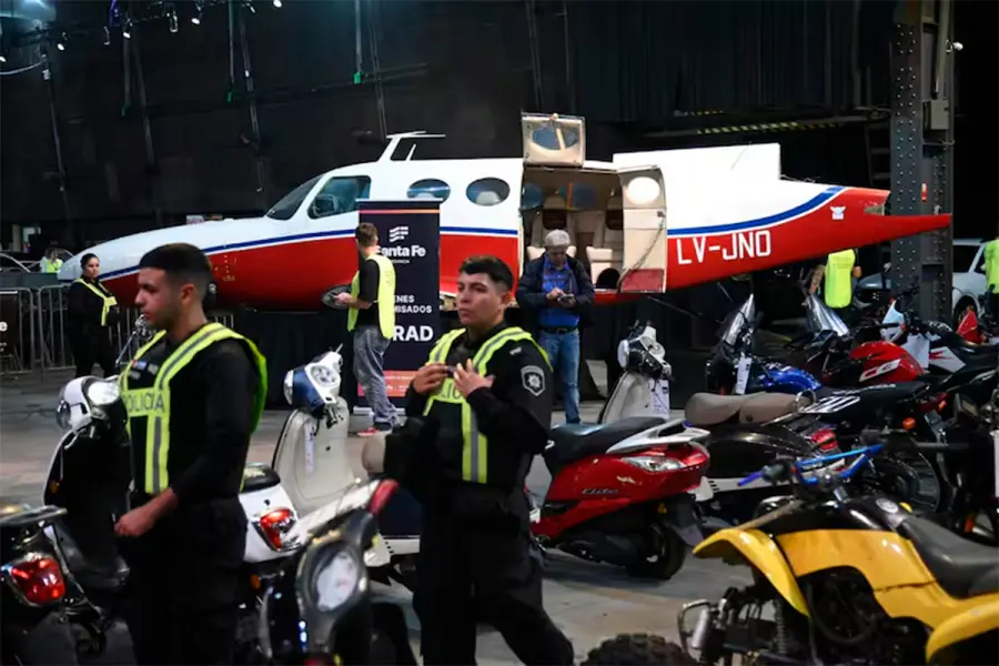 Imagen de noticia Subastaron una avioneta incautada por estafas: se vendió en $70 millones tras una intensa puja