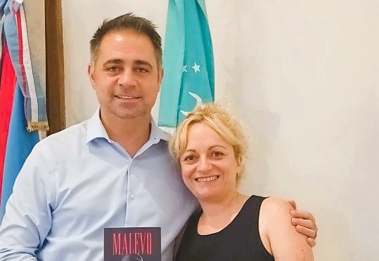 Imagen de noticia Un contrato vincula al gobierno de Davico con la Fundación de un ex barón del conurbano bonaerense 