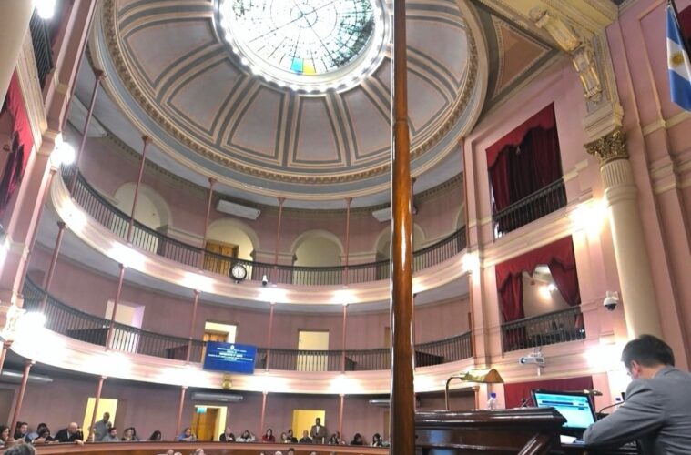 Imagen de noticia Diputados aclaró que no autorizó inasistencias para la marcha contra la reforma jubilatoria