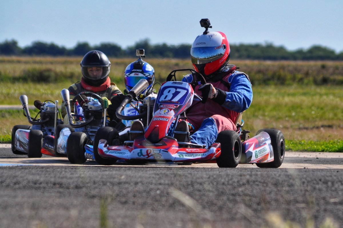 Más de 100 pilotos llegan al Autódromo y Gualeguaychú vuelve a moverse con el automovilismo