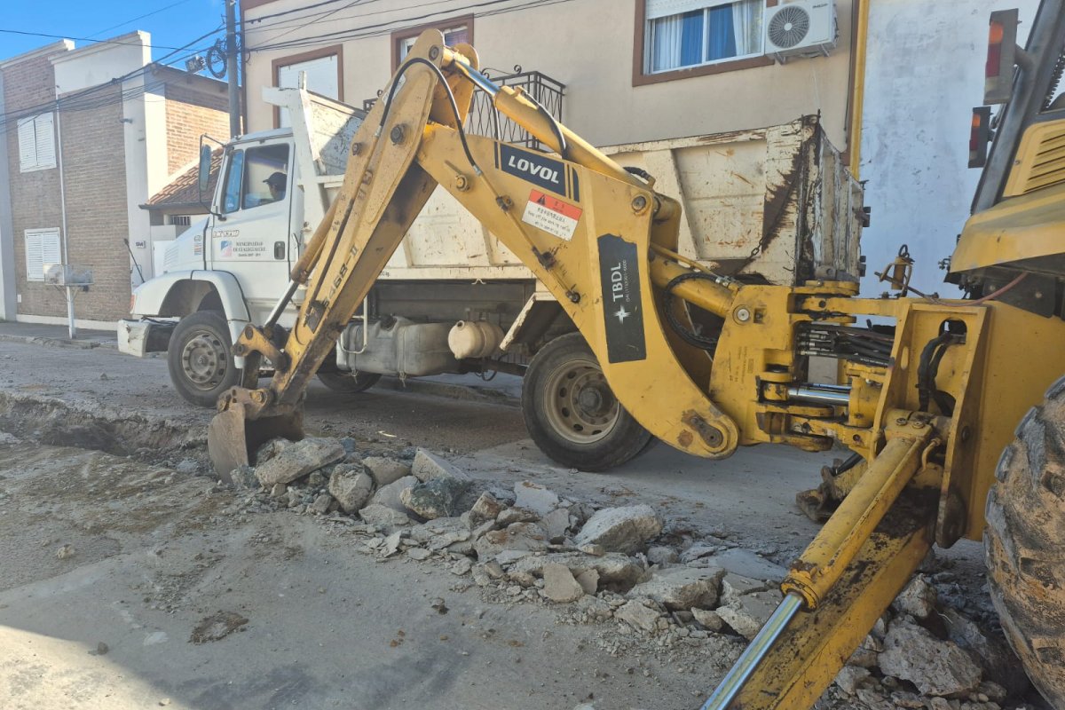 Imagen de noticia El Gobierno de Gualeguaychú reparó más de 160 baches durante el primer cuatrimestre del año