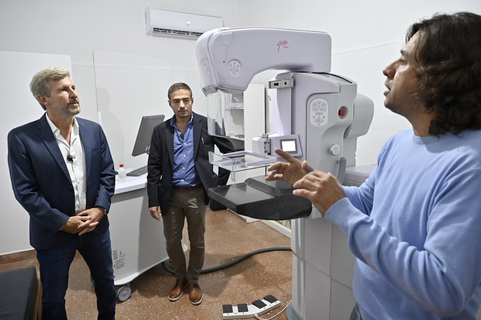 Imagen de noticia Cada peso a donde tiene que ir: hospitales suman equipamiento y tecnología para mejorar la atención