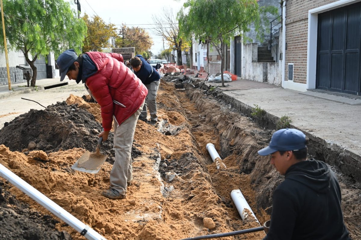 Imagen de noticia Plena marcha en la reconstrucción del sistema de desagües y cloacas de Del Valle y Constitución