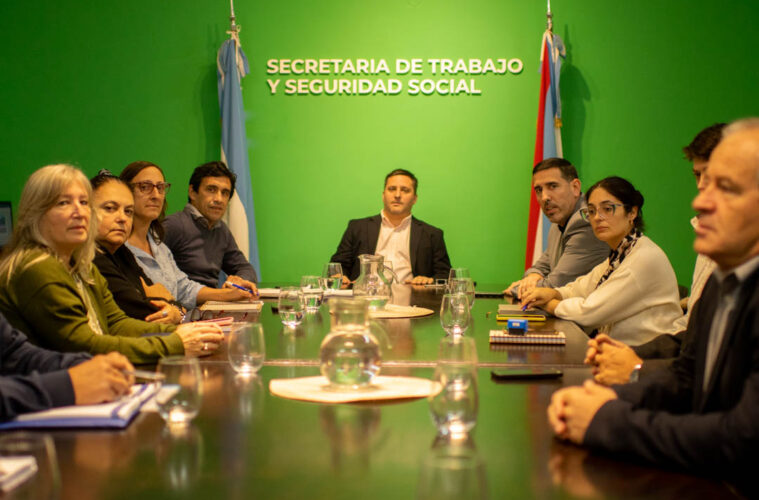 Imagen de noticia Sin audiencia de conciliación: Trabajo definió la continuidad del diálogo paritario con los docentes