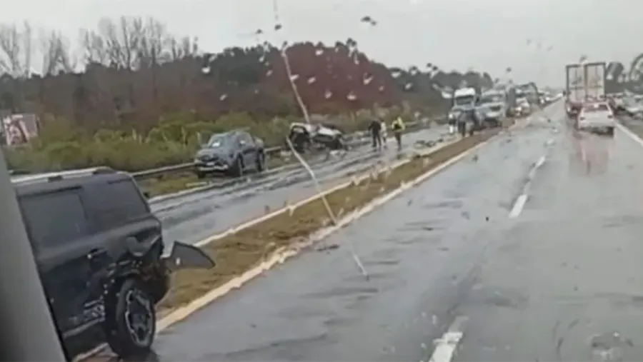 Imagen de noticia Cuatro muertos en la Ruta 12: el choque múltiple reabre el debate por la seguridad y la falta de servicios de emergencia