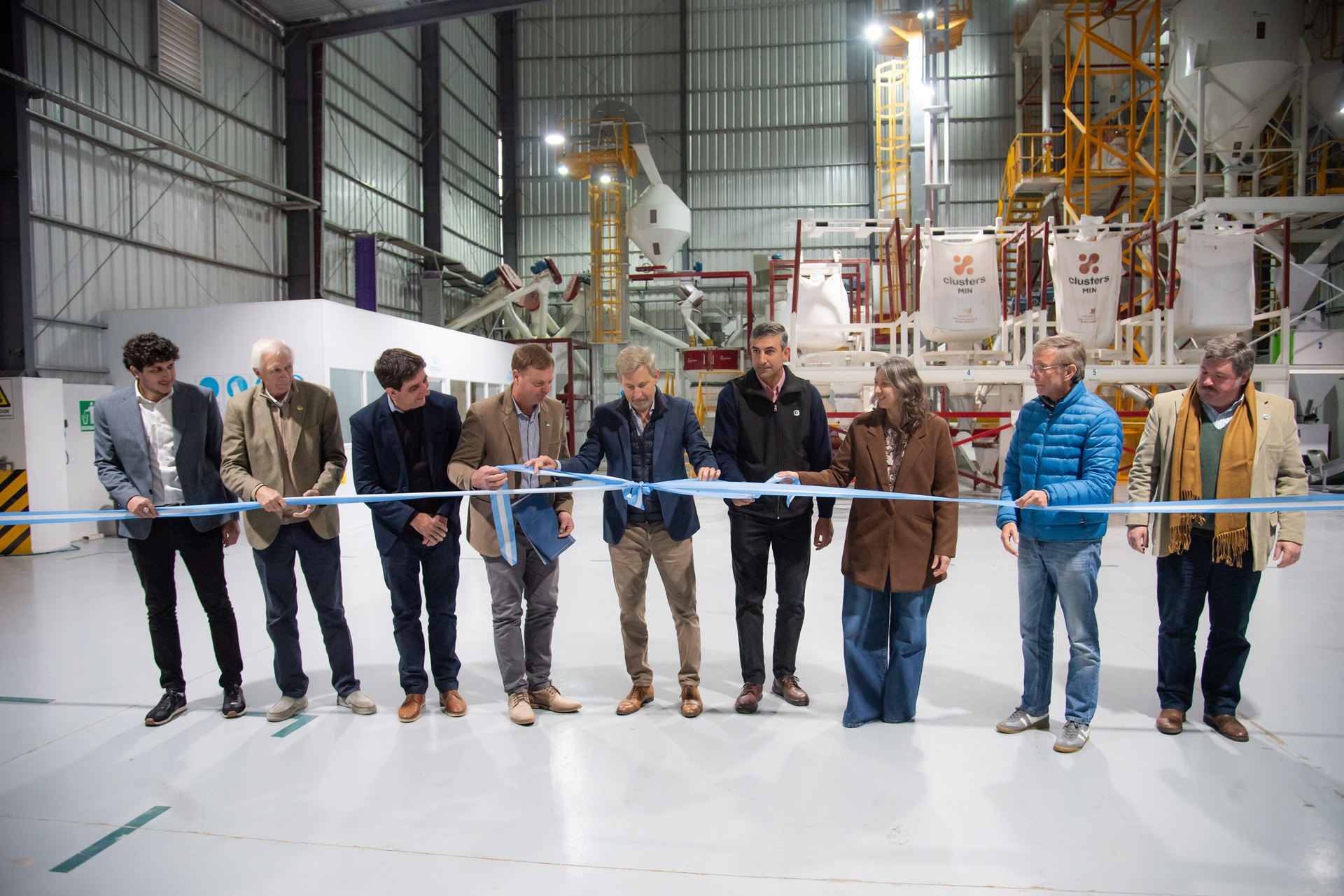 Imagen de noticia Frigerio inauguró una planta de alimentos balanceados en Hasenkamp que adhirió al RINI