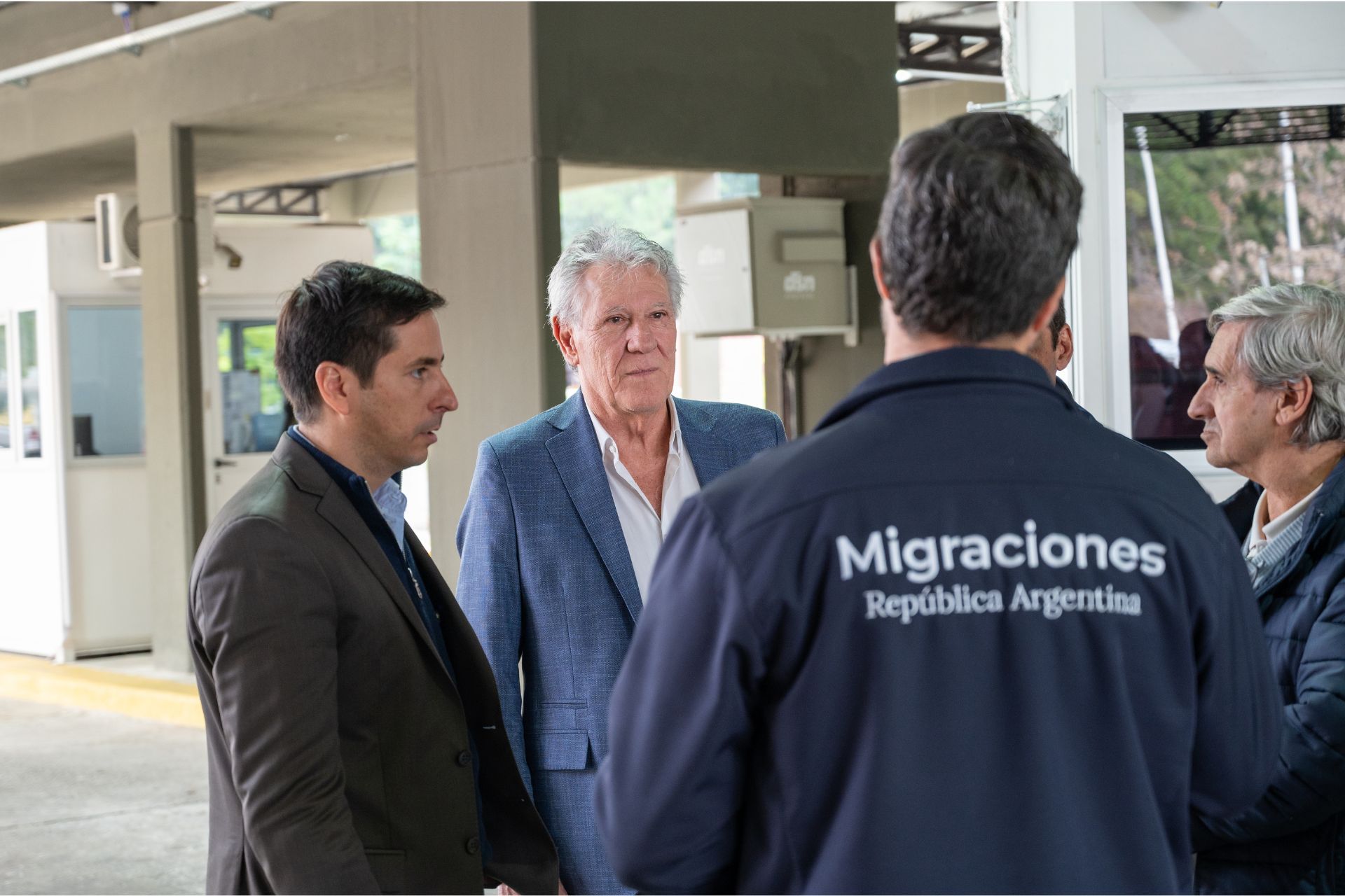 Imagen de noticia La provincia formalizó las últimas entregas de equipamiento para el Centro de Frontera Concordia-Salto