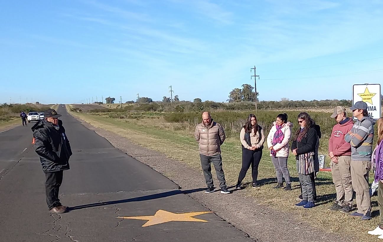 Instalaron una nueva Estrella Amarilla en homenaje a una víctima de un siniestro vial