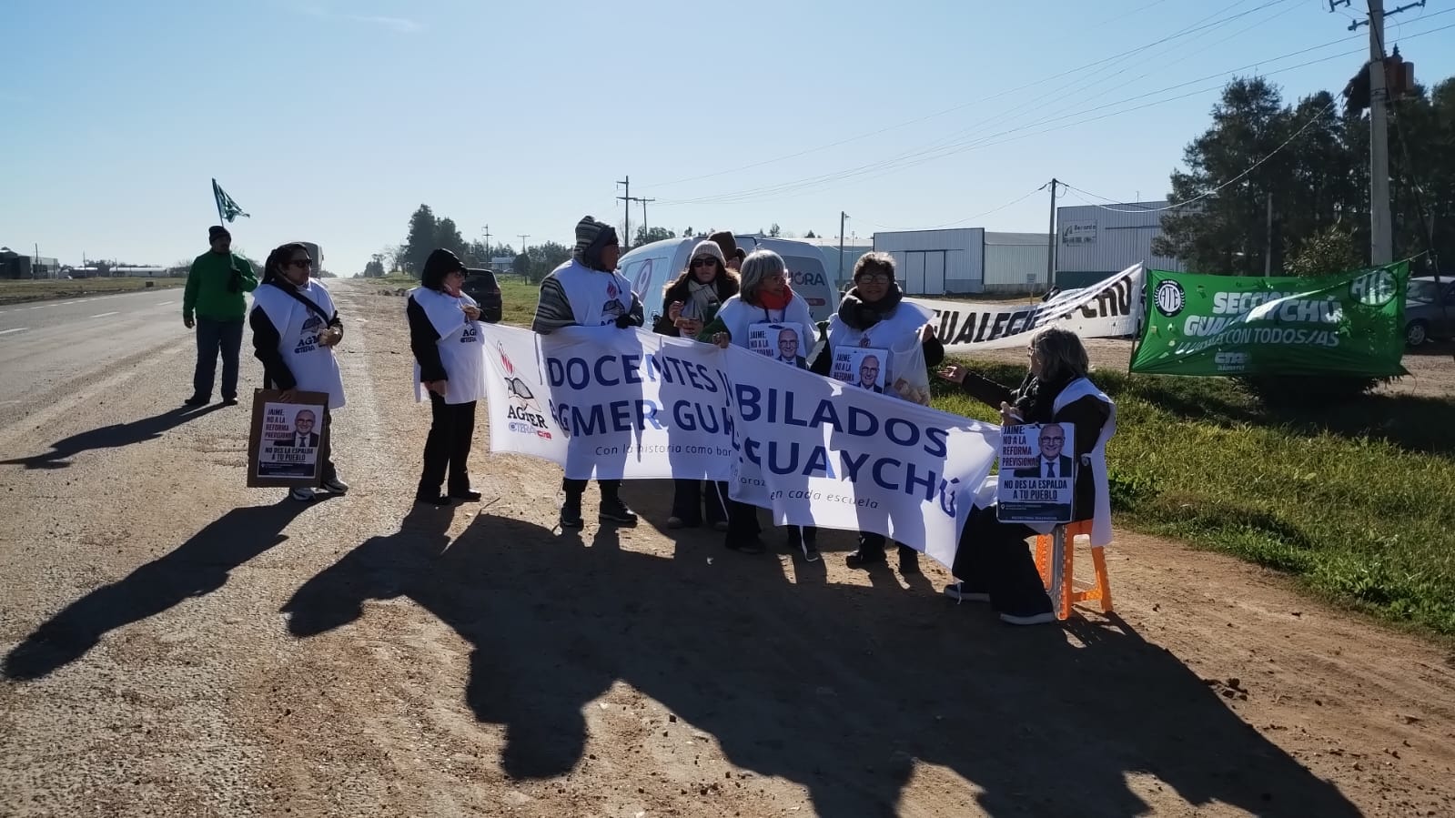 Imagen de noticia La Multisectorial del sur entrerriano llevó su rechazo a la reforma jubilatoria a la ruta 14