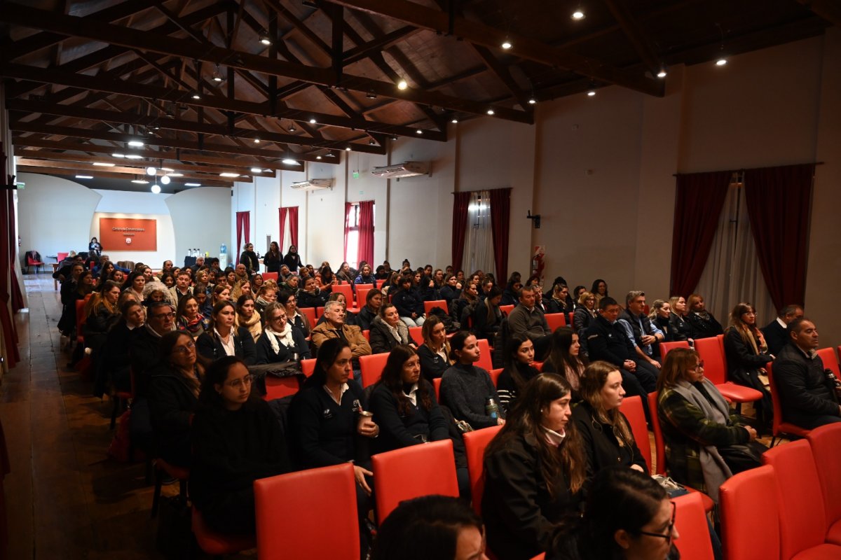 Imagen de noticia El Gobierno municipal capacitó a más de 170 trabajadores en el abordaje de consumos problemáticos
