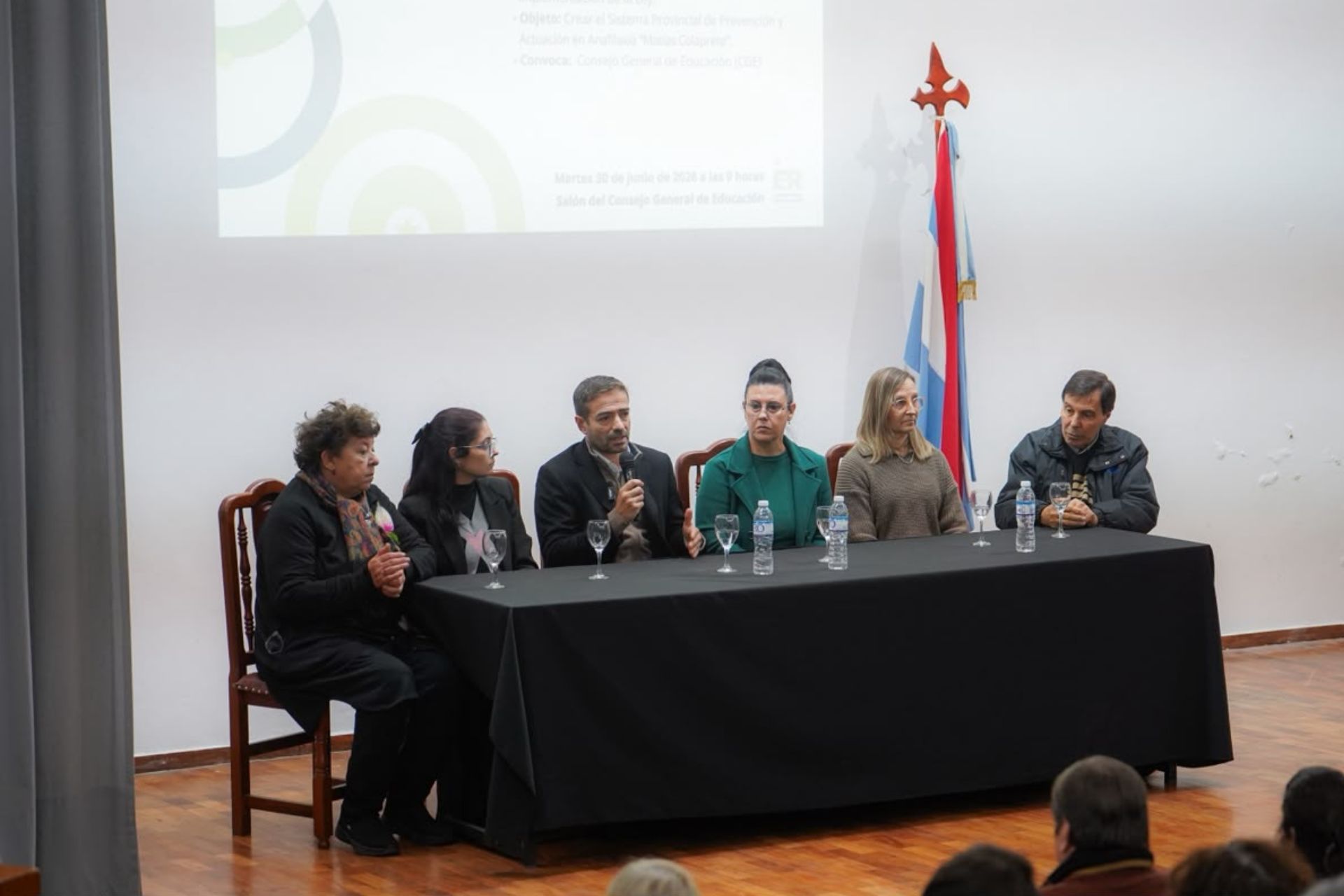 Imagen de noticia Docentes se capacitaron en prevención y actuación ante reacciones alérgicas graves