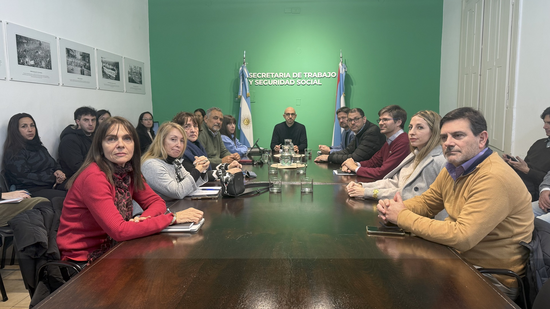 Imagen de noticia Los gremios estatales rechazaron la oferta salarial y el Gobierno analizará una mejora 