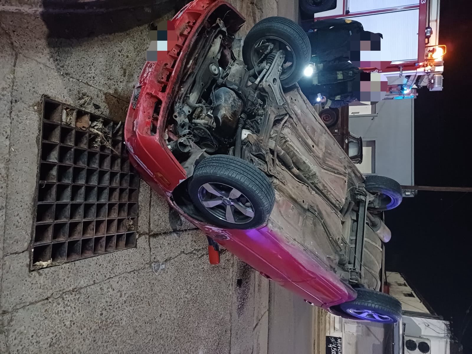 Imagen de noticia Una joven sufrió una fractura de tobillo tras un choque entre un auto y una moto