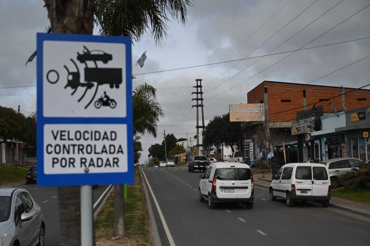 Imagen de noticia Comenzará a funcionar el sistema de fotomultas en los semáforos de Gualeguaychú