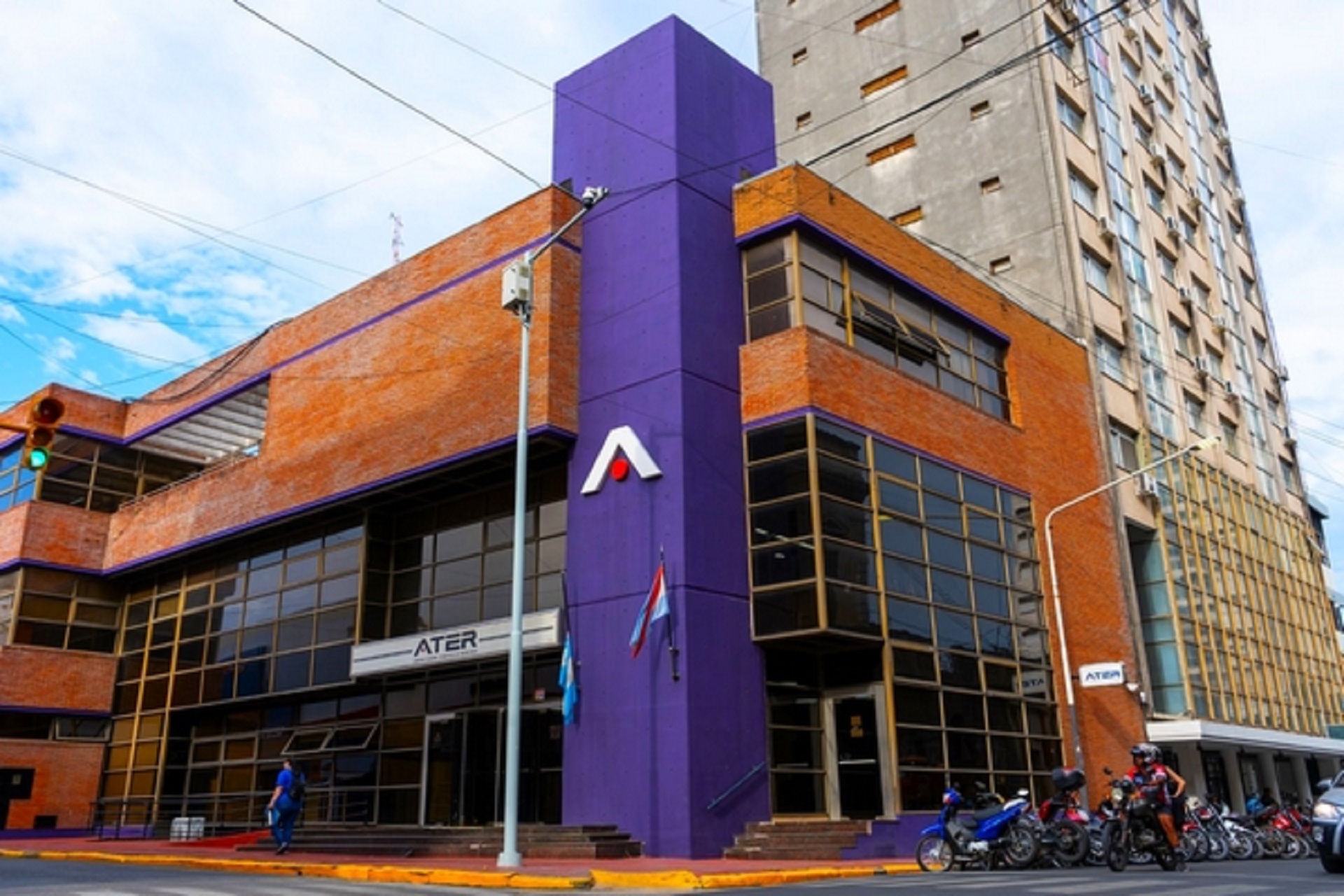 Imagen de noticia ATER recuerda la obligación de actualizar la titularidad en trámites de altas y transferencias de vehículos