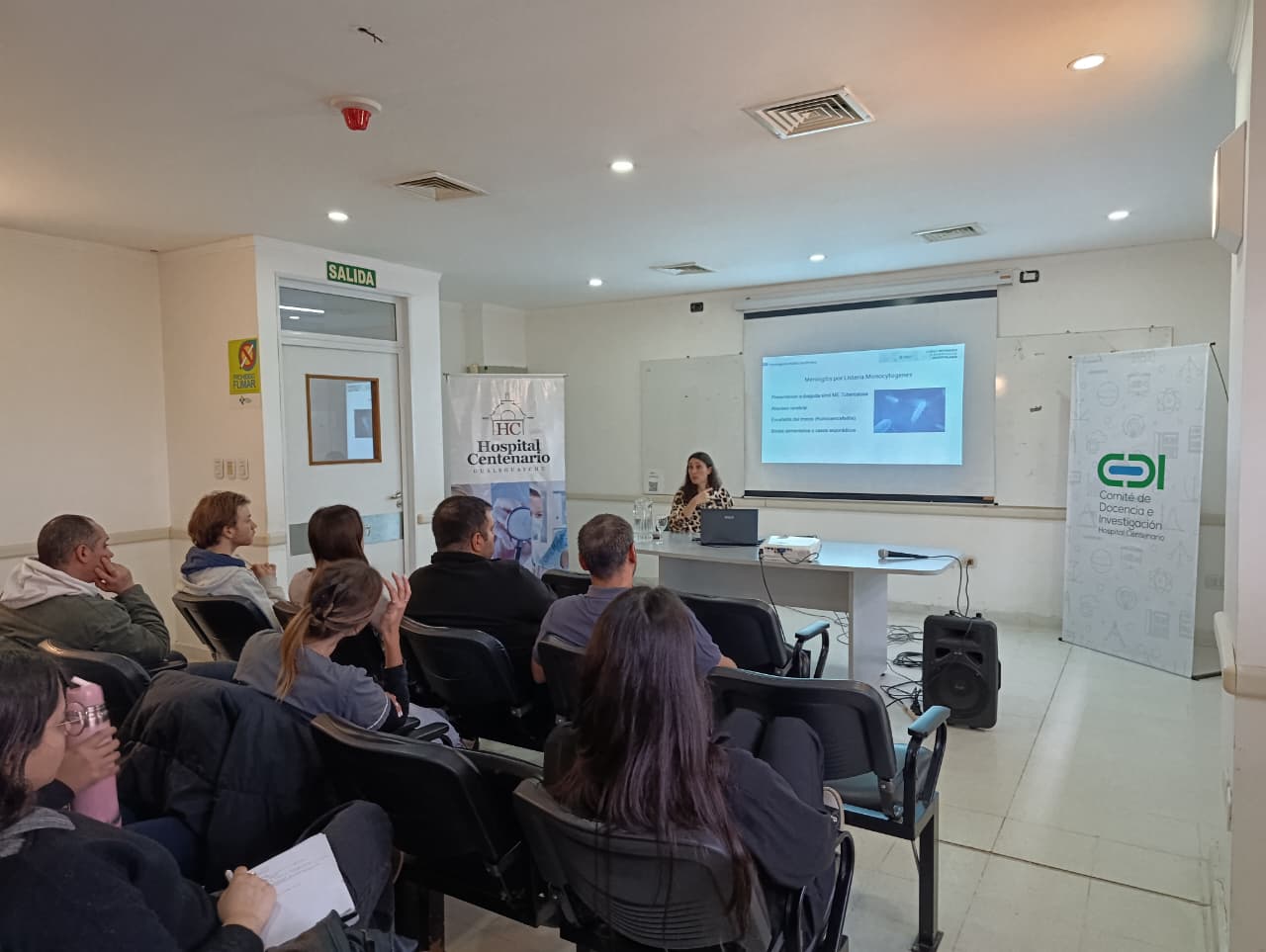 Imagen de noticia El Hospital Centenario abordó la meningitis bacteriana en una nueva jornada de formación en emergencias