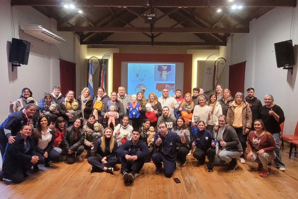 Imagen de noticia Más de 50 personas participaron de una nueva capacitación en RCP