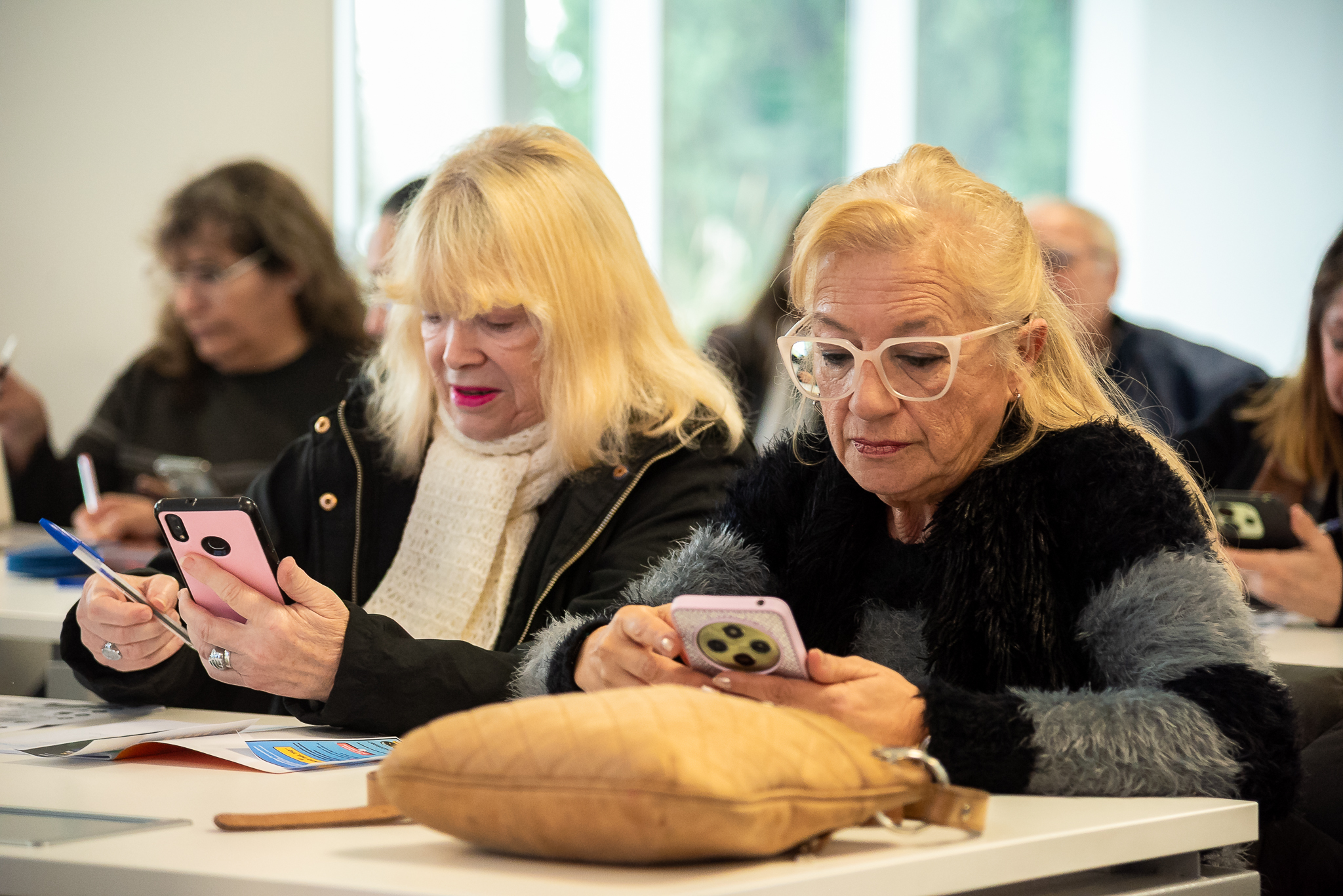 Imagen de noticia Abren las inscripciones para capacitar a personas mayores en el uso de herramientas digitales