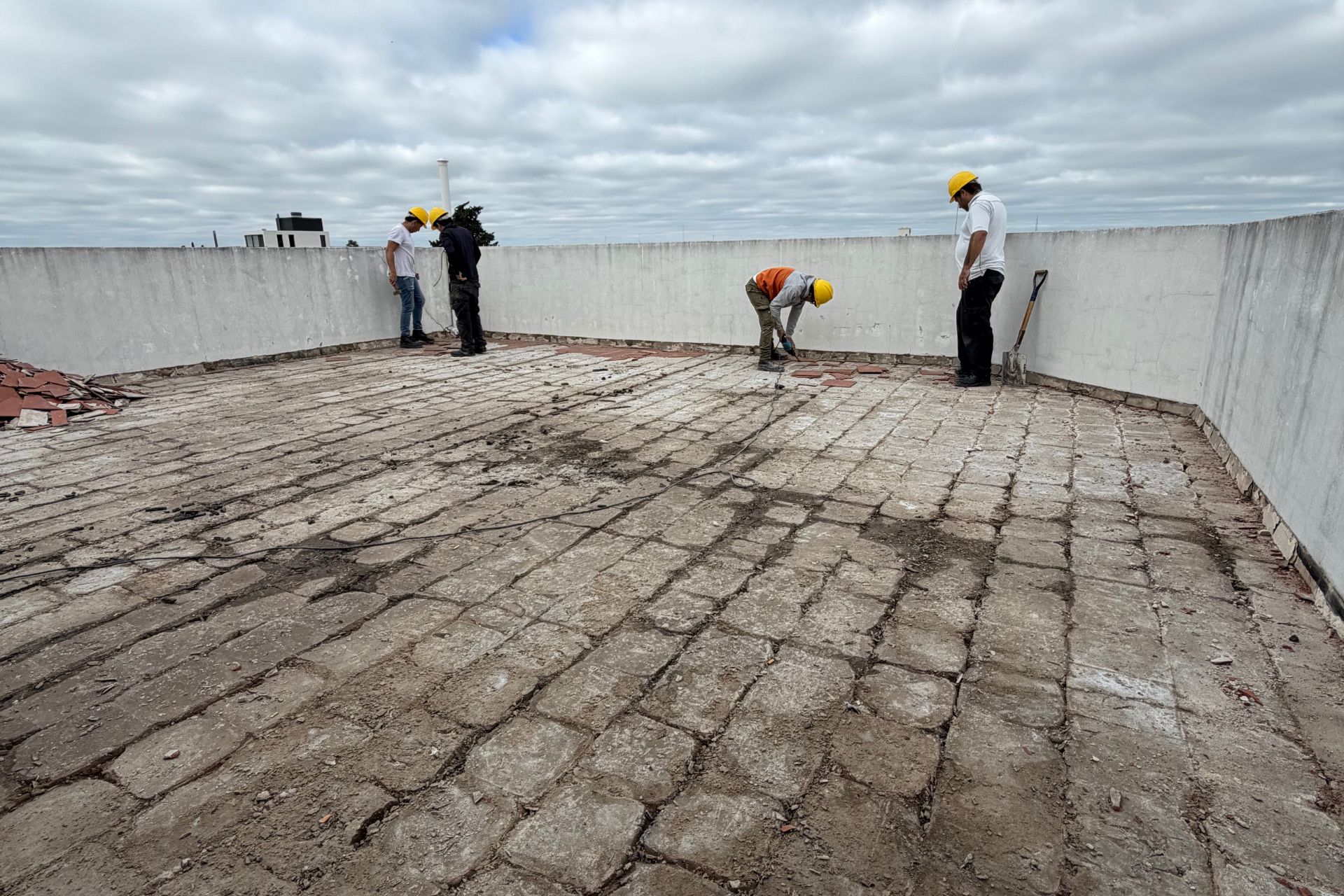 Imagen de noticia Comenzó una obra de $44 millones para reparar los techos de la Escuela Normal de Gualeguaychú